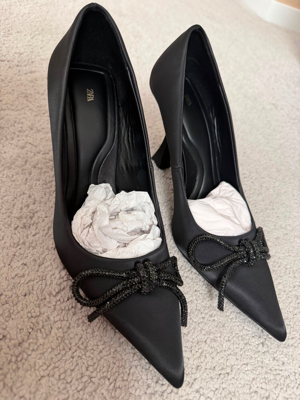 Zara Black Pointed Toe Bow Pumps